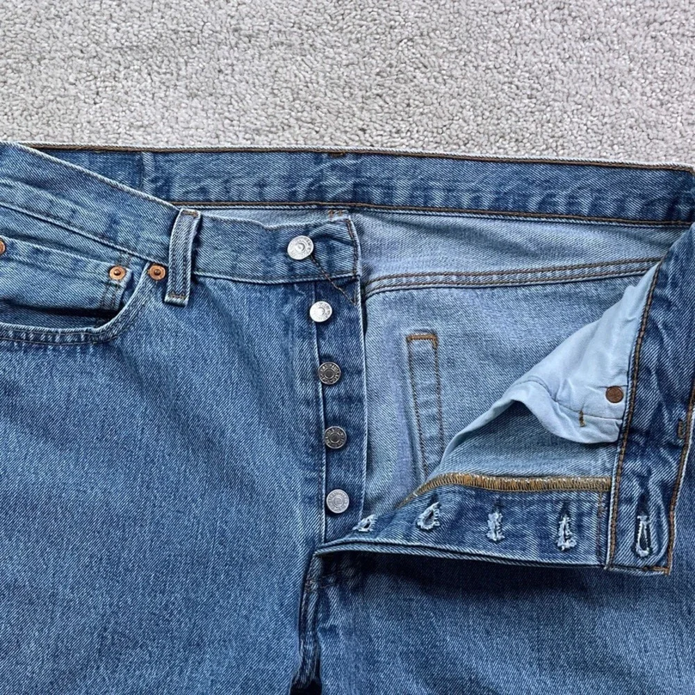 Levis 501 Jeans Mens 35x34 Blue Original Fit Button Fly Straight Cotton Denim